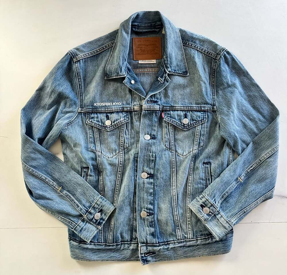 Levi's Premium Denim Trucker Jacket Size S Kyoshiki.Kyo Custom Koi design